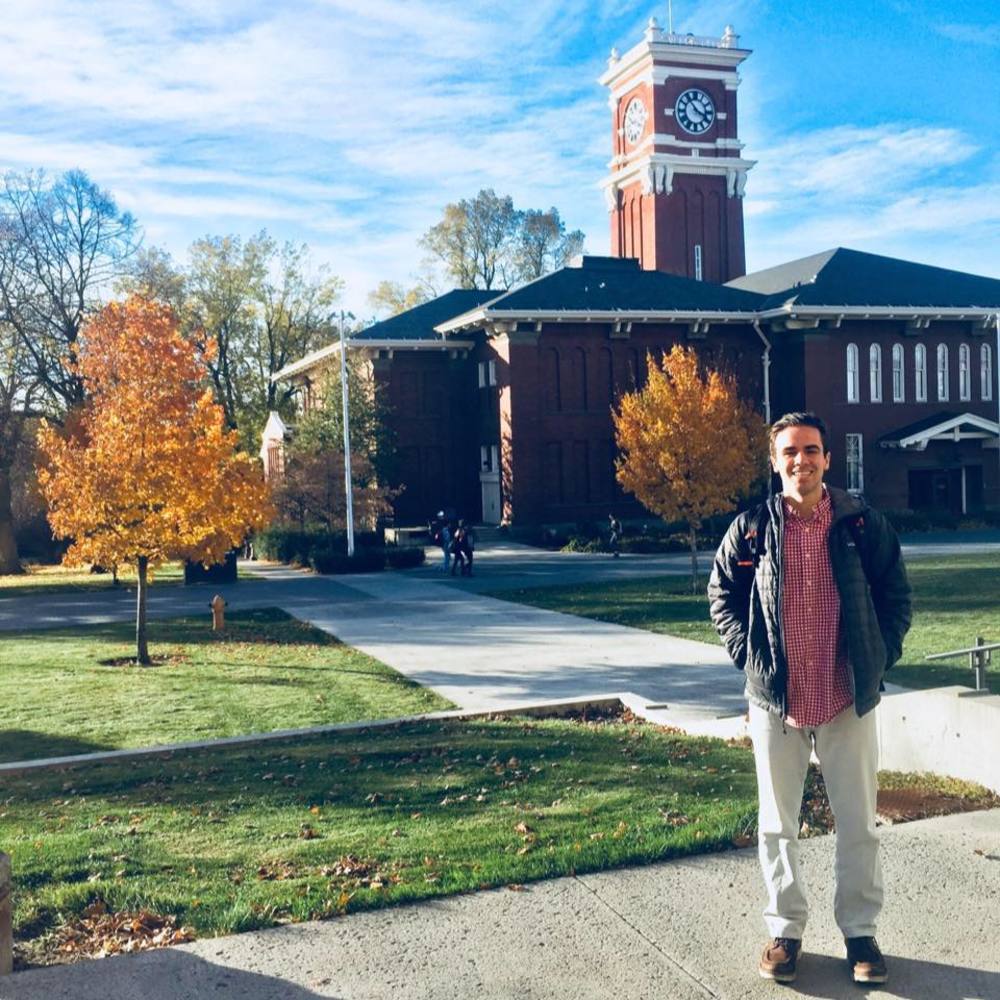 Meet your Posher, Sam